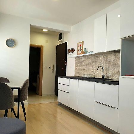 Aleksandar First Sea Line Apartment 바르 외부 사진