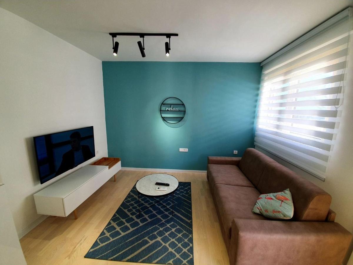 Aleksandar First Sea Line Apartment 바르 외부 사진