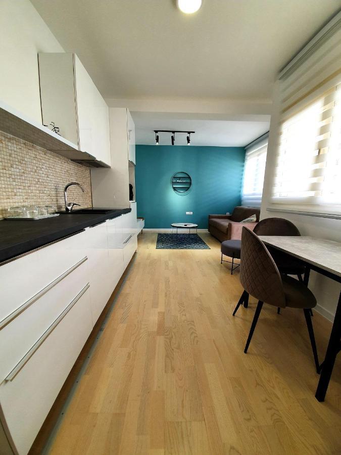 Aleksandar First Sea Line Apartment 바르 외부 사진